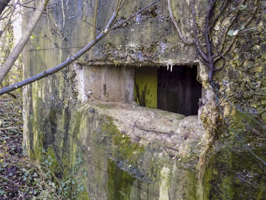 Ligne Maginot - 210 - PONT DE VILLETTE OUEST - (Blockhaus pour canon) - Créneau AC