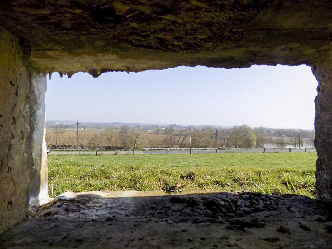 Ligne Maginot - C - CHATEAU DU LIRRY - (Blockhaus pour arme infanterie) - Vue vers le nord-est
