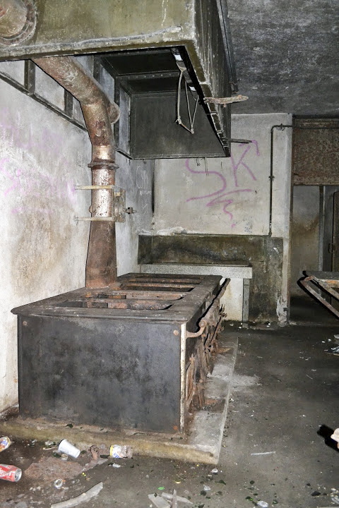 Ligne Maginot - HETTANGE GRANDE - X8 (QUARTIER ROUSSY - III/168°RIF) - (Abri) - La cuisine