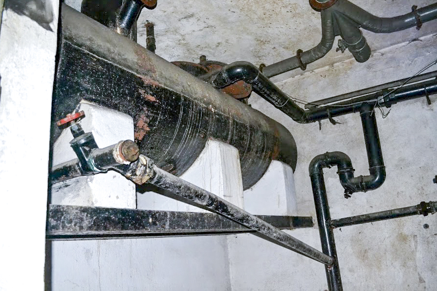 Ligne Maginot - HETTANGE GRANDE - X8 (QUARTIER ROUSSY - III/168°RIF) - (Abri) - Las fosses septiques ASEPTA