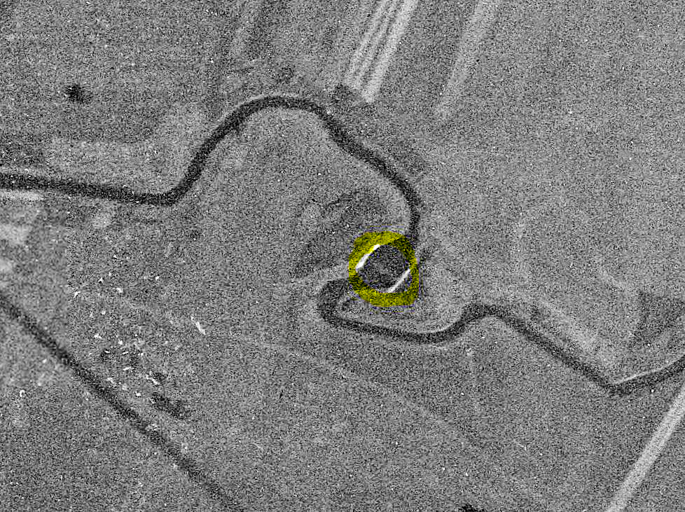 Ligne Maginot - MUTTERBACH - SEUIL 3 - (Inondation défensive) - Le seuil, typique des autres constructions du même type, tel que visible en 1938. Remarquer la canalisation du cours d'eau en amont et aval du seuil pour en garantir la largeur du fossé humide ainsi constitué.