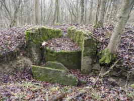 Ligne Maginot - GUNGLINGERBERG 4 - (Cuve pour arme d'infanterie) - Le poste de tir pour FM.