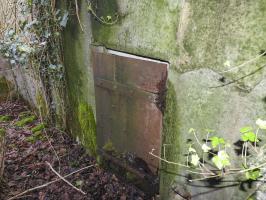 Ligne Maginot - AB32-B - LANDERT OUEST - (Blockhaus pour canon) - La porte blindée de l'entrée hommes.