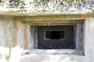 Ligne Maginot - HERBITZHEIM  1 - (Blockhaus pour arme infanterie) - Créneau mitrailleuse