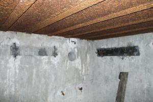 Ligne Maginot - SCHLOSSWALD 1 - (Blockhaus pour arme infanterie) - Chambre de tir
Les restes d'équipements