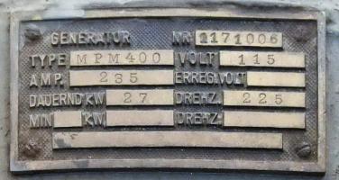 Ligne Maginot - GUENTRANGE (FESTE DE) - (Ouvrage d'artillerie) - Plaque constructeur de la génératrice AEG