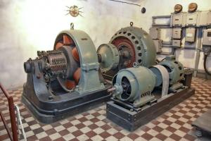 Ligne Maginot - GUENTRANGE (FESTE DE) - (Ouvrage d'artillerie) - L'usine électrique
Convertisseurs 400V - 110V continus