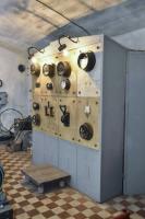 Ligne Maginot - GUENTRANGE (FESTE DE) - (Ouvrage d'artillerie) - L'usine électrique
Convertisseurs 400V - 110V continus
Armoire de commande électrique
