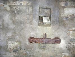 Ligne Maginot - DIEDING 2 (AVANT POSTE) - (Blockhaus pour canon) - Sas d'entrée
Créneau FM