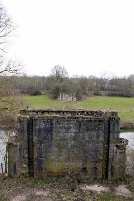 Ligne Maginot - HERBITZHEIM BARRAGE - (Inondation défensive) - Vue vers le barrage coté voie ferrée - Christian LENHARD