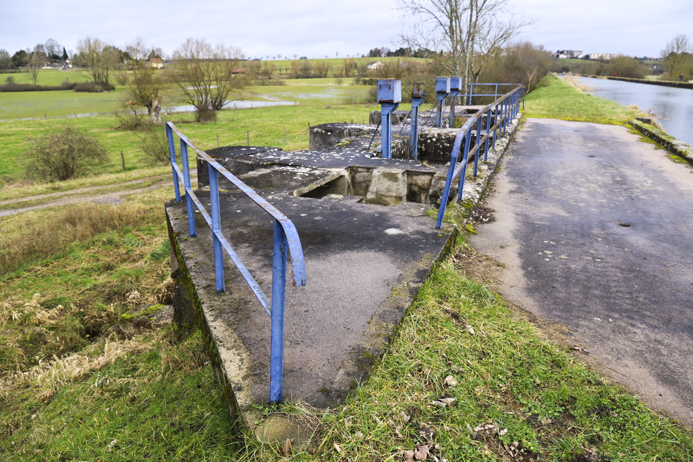 Ligne Maginot - DIGUE DE SARRALBE (VANNES DE VIDANGE) - (Inondation défensive) - Vannes de vidange - Alain Perouffe