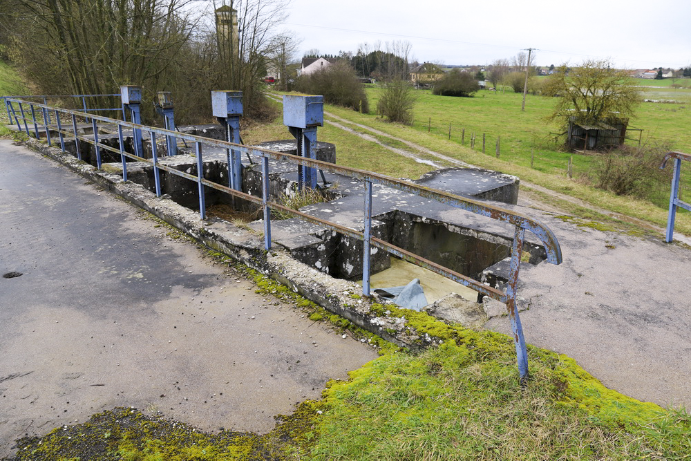 Ligne Maginot - DIGUE DE SARRALBE (VANNES DE VIDANGE) - (Inondation défensive) - Vannes de vidange - Alain Perouffe
