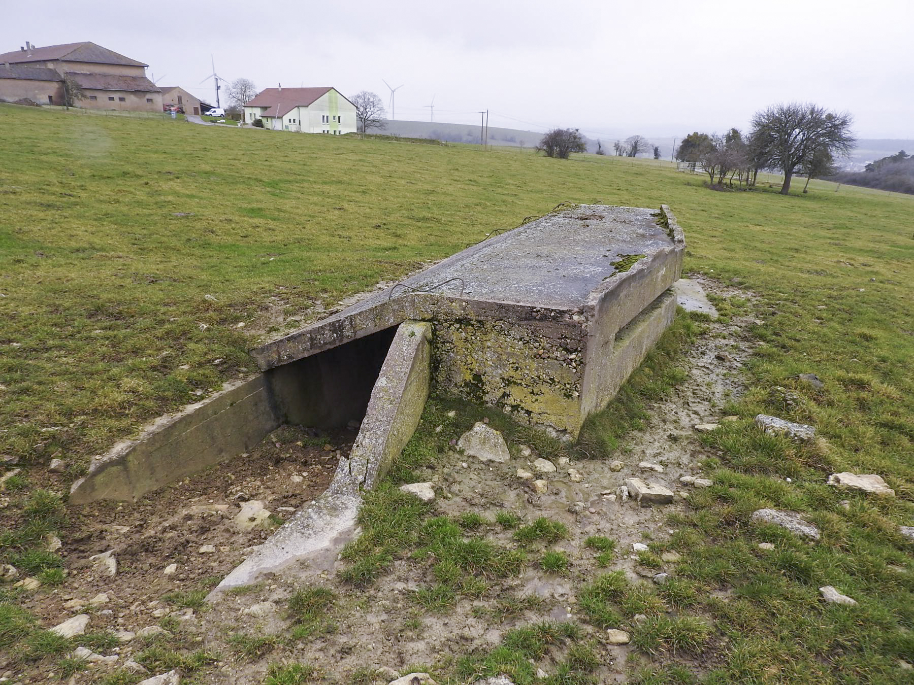Ligne Maginot - BB17 - FERME HENRY SUD - (Observatoire d'artillerie) - L'entrée de l'observatoire.