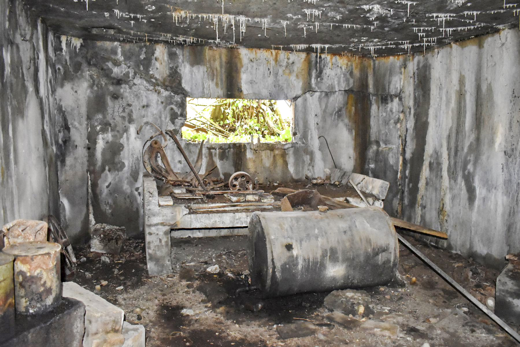 Ligne Maginot - LES OCTROIS OUEST - (Blockhaus pour canon) - La chambre de tir pour canon