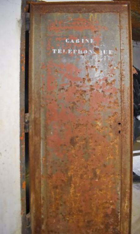 Ligne Maginot - ACHEN NORD - (Casemate d'infanterie) - Cabine téléphonique