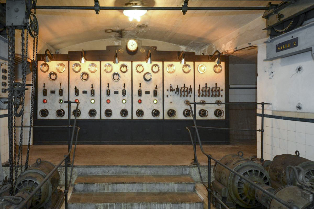 Ligne Maginot - GUENTRANGE (FESTE DE) - (Ouvrage d'artillerie) - L'usine électrique
Le tableau électrique principal