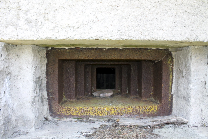 Ligne Maginot - GALLENMUEHLE 2 - (Blockhaus pour arme infanterie) - Trémie Mle 39-40  Numéro 47 FC - Christian LENHARD
