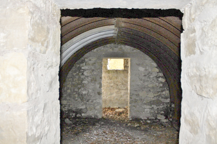 Ligne Maginot - GRAND BOIS (QUARTIER HAUT POIRIER - II/133° RIF) - (PC de Quartier) - L'intérieur de l'alvéole - Christian LENHARD