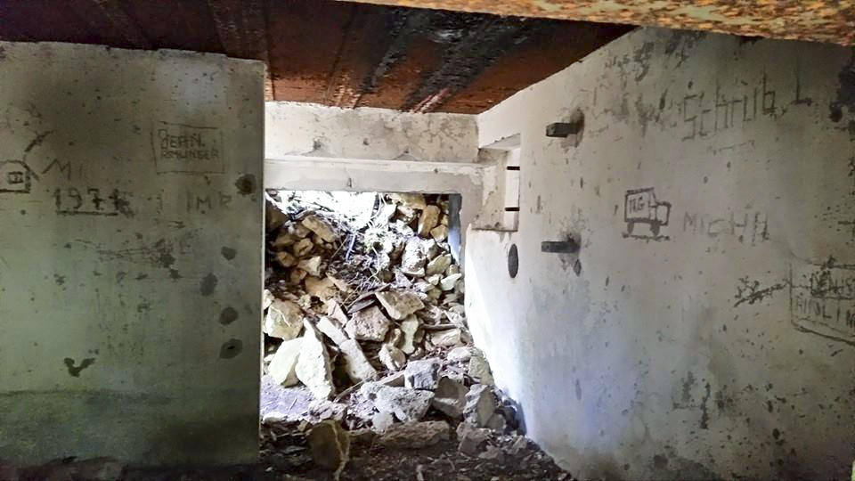 Ligne Maginot - GRAND BOIS 3 - (Blockhaus pour canon) - L'entrée pour la pièce - LAUER Markus