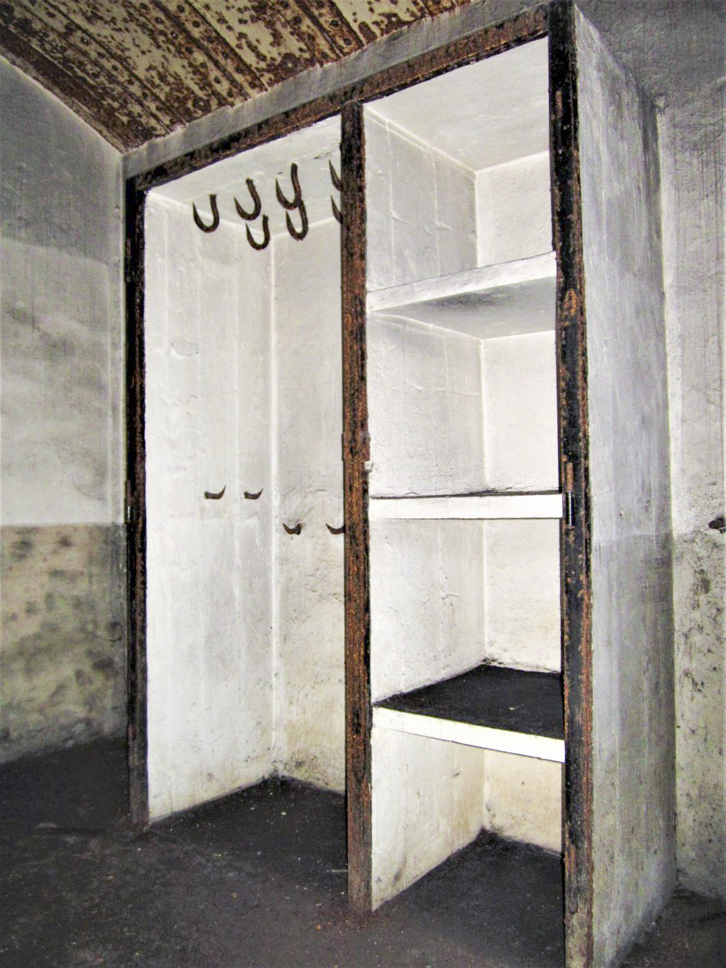 Ligne Maginot - SAUER - (Abri) - Local des vivres