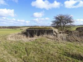 Ligne Maginot - AB18 - (Blockhaus pour canon) - Le blockhaus vu de l'arrière.
