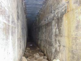 Ligne Maginot - KOENIGSMACKER (FESTE DE) - (Ouvrage d'artillerie) - Mur d'escarpe
Couloir à l'intérieur du mur d'escarpe.