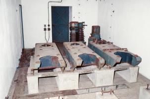 Ligne Maginot - XIVRY CIRCOURT - (Infrastructures électriques) - Supports des transformateurs de mesure 65KV