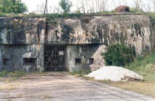 Ligne Maginot - ANZELING - A25 - (Ouvrage d'artillerie) - Entrée munitions