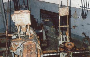 Ligne Maginot - ANZELING - A25 - (Ouvrage d'artillerie) - Entrée munitions
Système de treuil du plan incliné