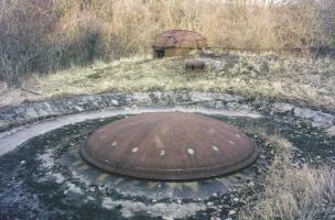 Ligne Maginot - ANZELING - A25 - (Ouvrage d'artillerie) - Bloc 3
Tourelle pour deux mortiers 81 mm