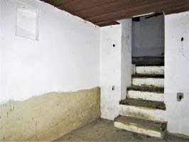 Ligne Maginot - FORT FOCH - (Abri) - Accès à l'observatoire
Au mur, des crochets pour hamacs