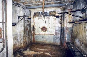 Ligne Maginot - ANZELING - A25 - (Ouvrage d'artillerie) - Bloc 5
Créneau pour lance bombes de 135
