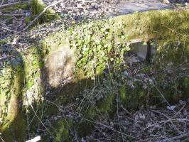 Ligne Maginot - BC1 - HOCHGERICHT - (Cuve pour canon) - La niche à munitions avec à côté le cartouche du 6° Génie.