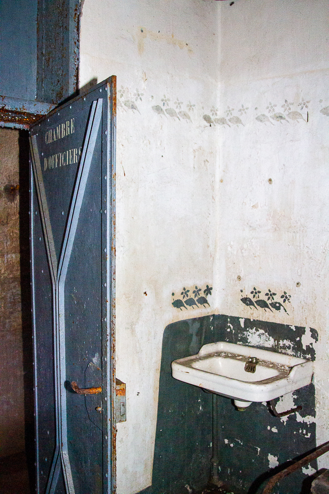 Ligne Maginot - SIMSERHOF - (Ouvrage d'artillerie) - Bloc 3
Chambre d'officier