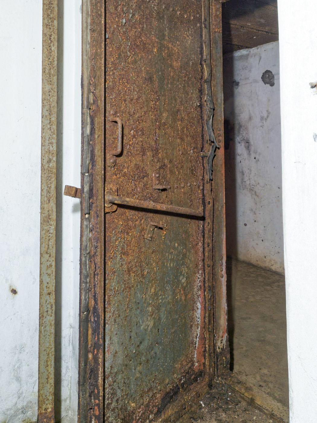 Ligne Maginot - WINECKERTHAL OUEST - (Casemate d'infanterie - double) - Porte intérieure vers la chambre de tir Est