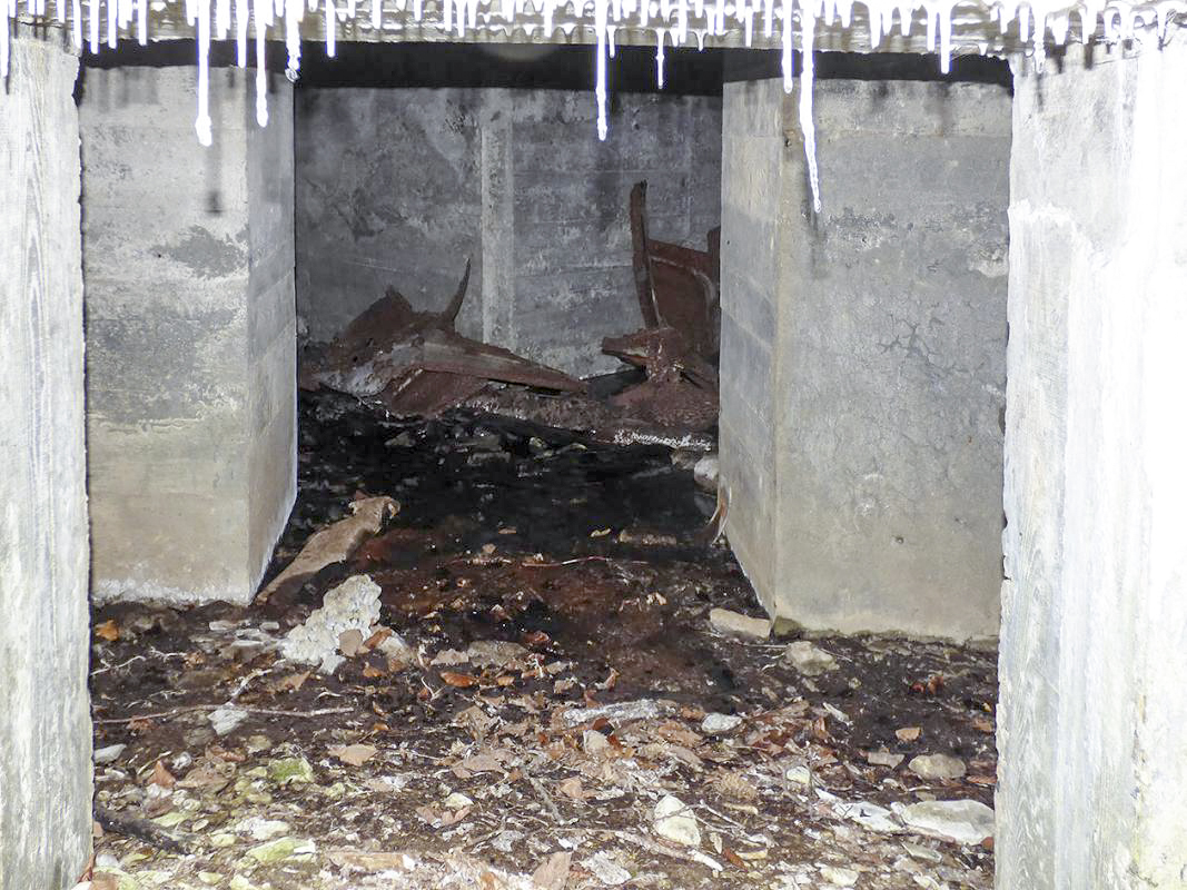 Ligne Maginot - LE GLACIS BAS - (Blockhaus pour canon) - 