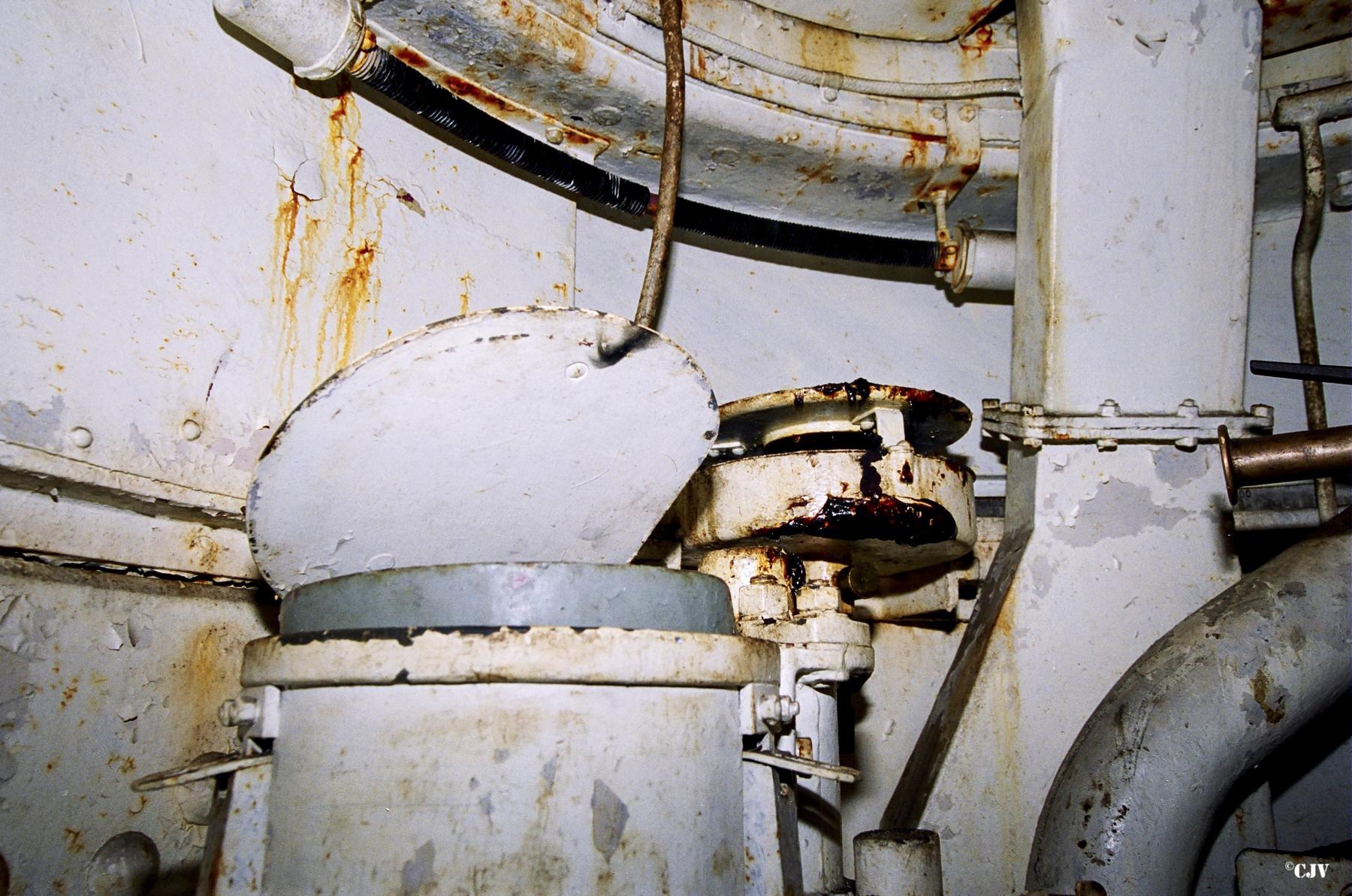Ligne Maginot - ANZELING - A25 - (Ouvrage d'artillerie) - Bloc 2
La tourelle de mitrailleuses
