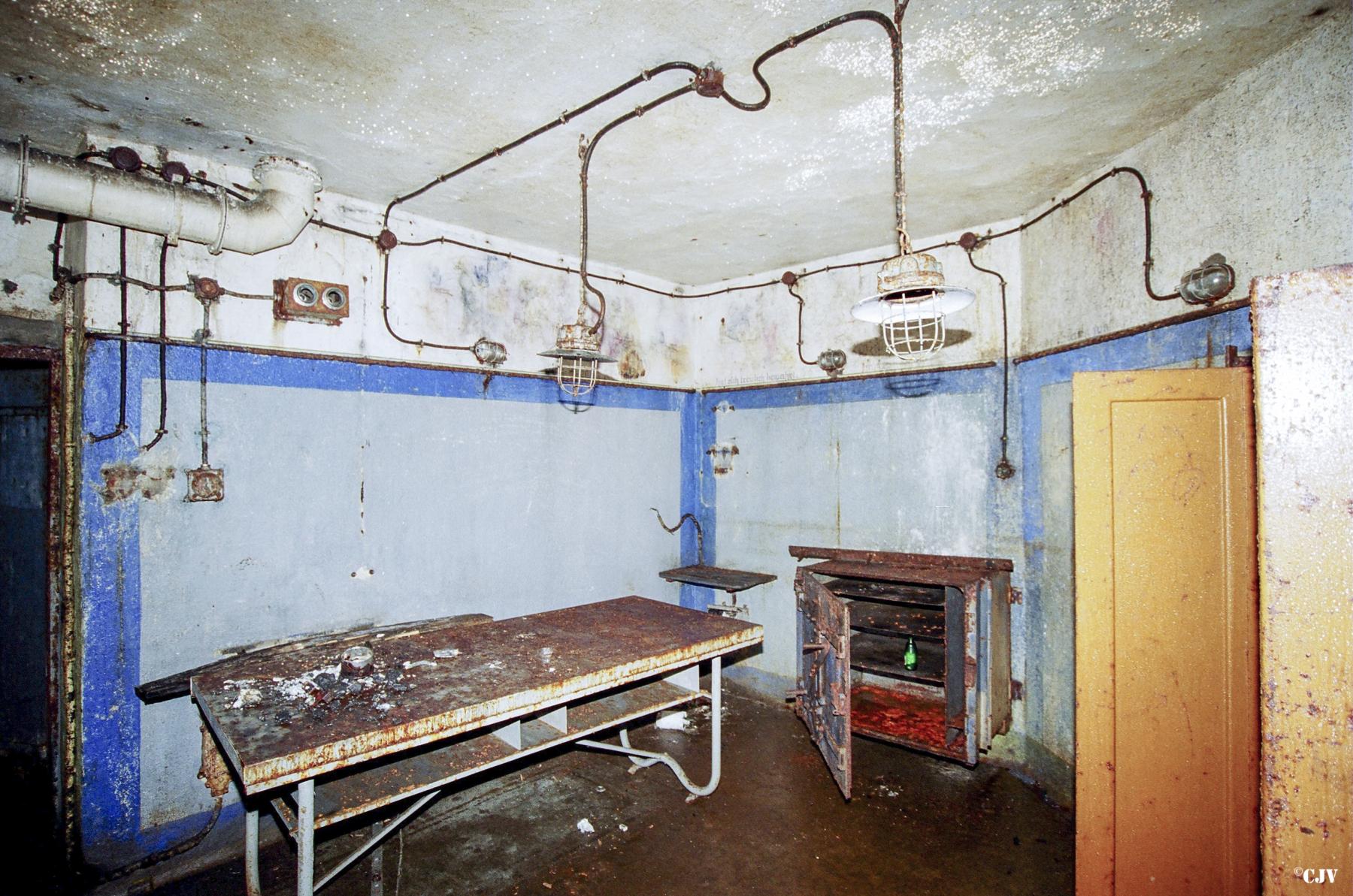 Ligne Maginot - ANZELING - A25 - (Ouvrage d'artillerie) - Bloc 4
Le PC du bloc