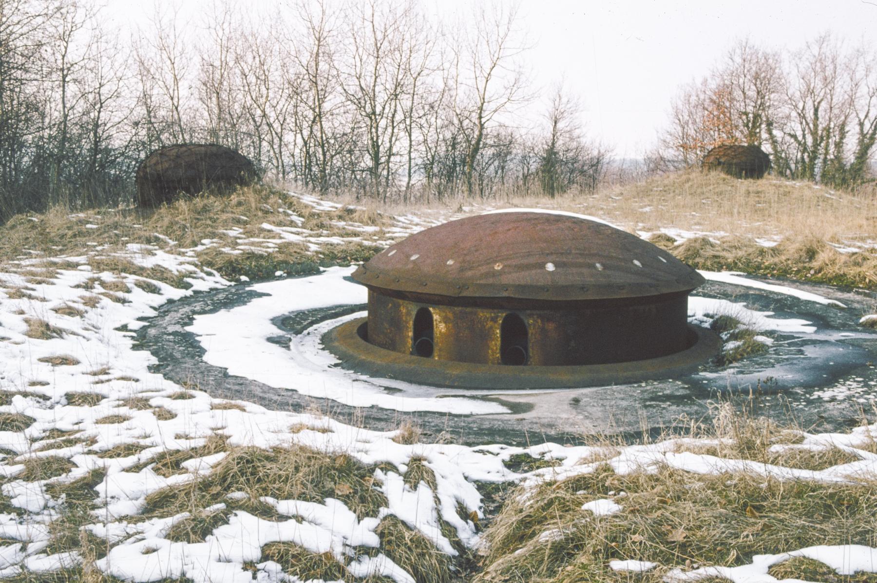 Ligne Maginot - ANZELING - A25 - (Ouvrage d'artillerie) - Bloc 5
La tourelle pour deux lance-bombes de 135mm