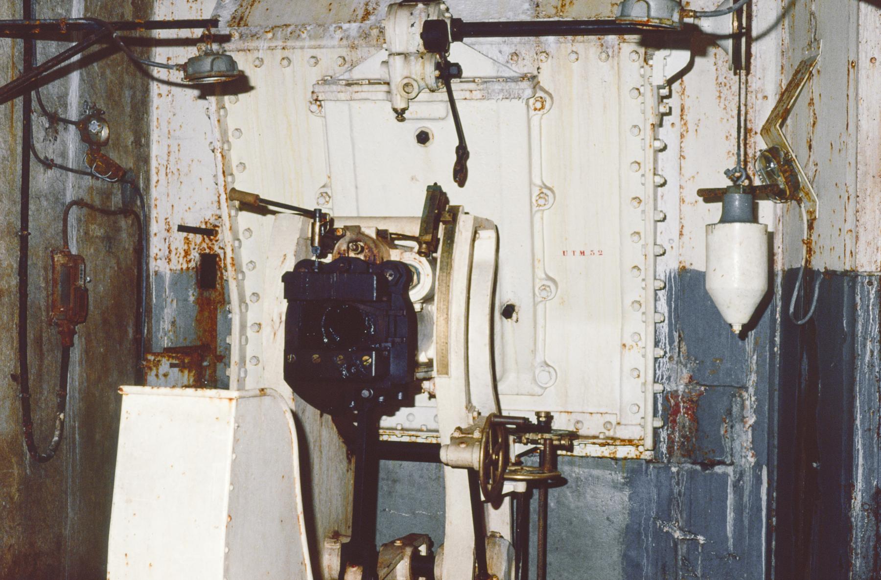 Ligne Maginot - ANZELING - A25 - (Ouvrage d'artillerie) - Bloc 5
Matériel de 135 sous casemate