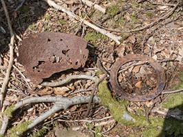 Ligne Maginot - OBSERVATOIRE - MAIMONT - (Observatoire d'artillerie) - Trouvailles de lecture : marmite, clou, anneau de four