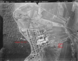 Ligne Maginot - DONCOURT - (Dépôt du Génie) - Vue aérienne du Camp de Doncourt
Mission du 12 mars 1940 - FA27 Alt 2000