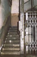 Ligne Maginot - ANZELING - A25 - (Ouvrage d'artillerie) - Bloc 7
Le monte-charge et l'escalier du bloc