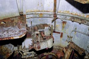 Ligne Maginot - ANZELING - A25 - (Ouvrage d'artillerie) - Bloc 9
Tourelle pour arme mixte et mortier de 50