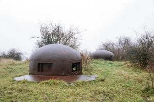 Ligne Maginot - DENTING - A28 - (Ouvrage d'infanterie) - Bloc 3
Fausse cloche et cloche GFM