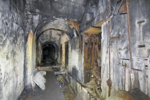 Ligne Maginot - FORT JEANNE D'ARC (3° ARMEE) - (PC de Région Fortifiée) - Batterie droite pour obusiers de 15 cm
