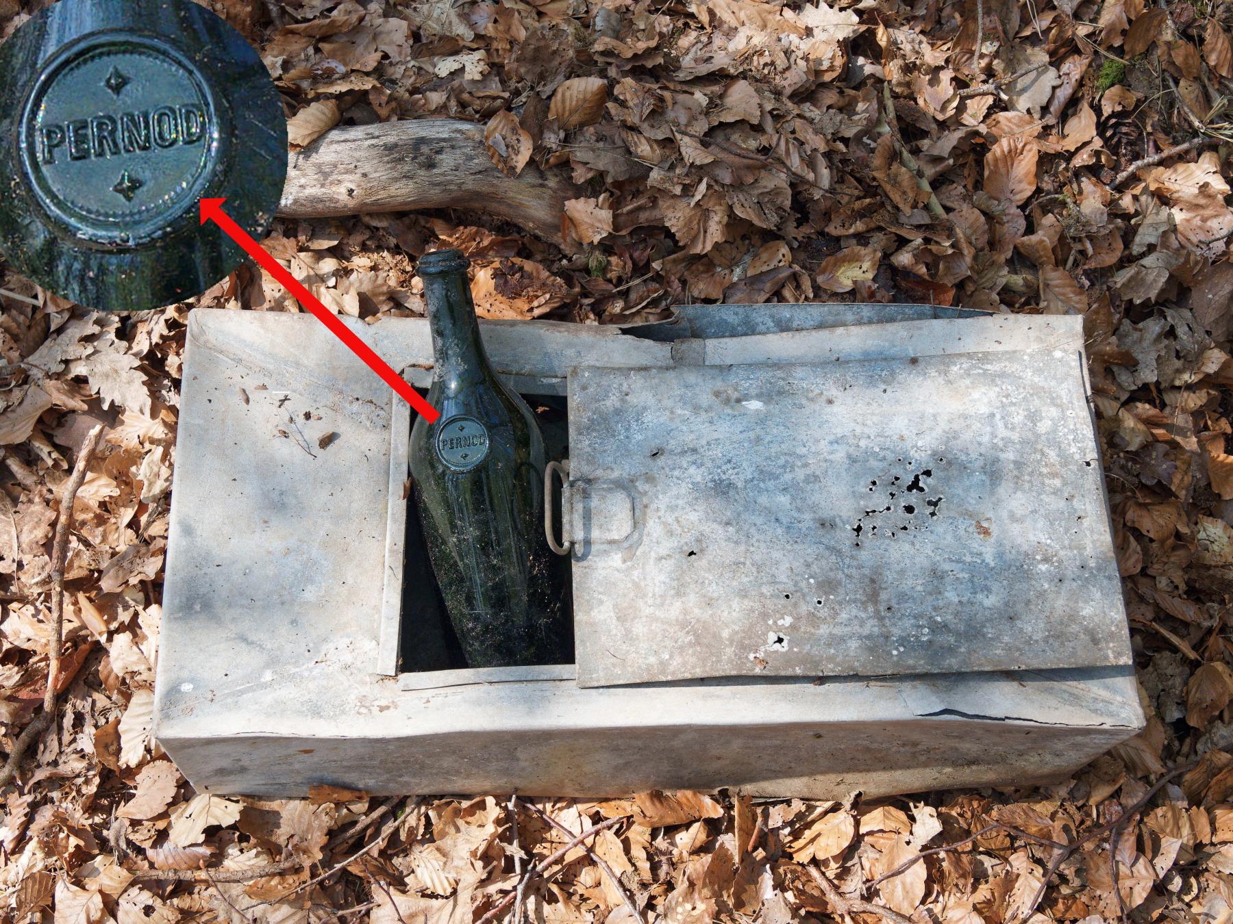 Ligne Maginot - OBSERVATOIRE - MAIMONT - (Observatoire d'artillerie) - Fonds du refuge
Une caisse en zinc intérieure d'une caisse de cartouches - Jürgen Morr