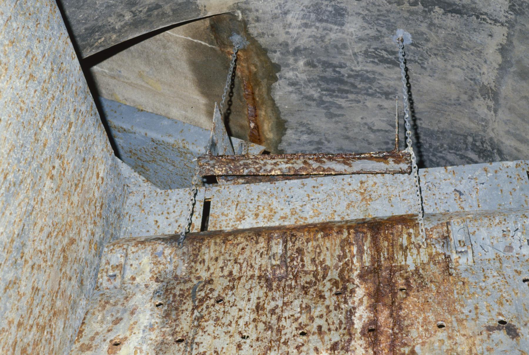 Ligne Maginot - ANZELING - A25 - (Ouvrage d'artillerie) - Bloc 7
Évacuation des douilles