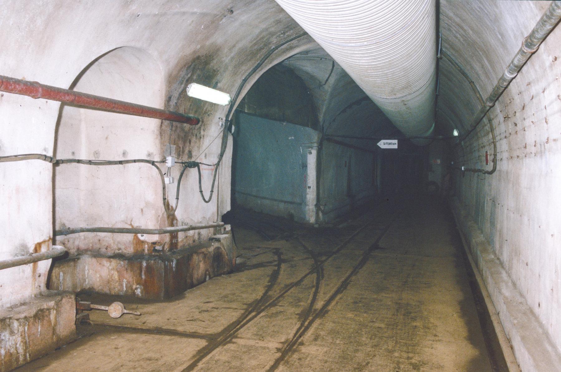 Ligne Maginot - ANZELING - A25 - (Ouvrage d'artillerie) - La galerie au niveau du garage des locotracteurs