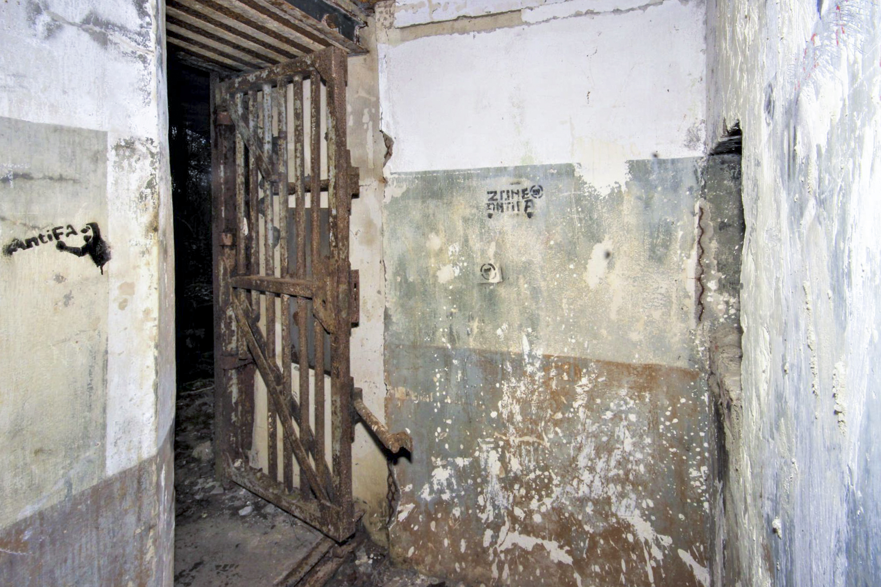 Ligne Maginot - GRAND BOIS - (Casemate d'infanterie) -  - Philippe & Michel Zimmer